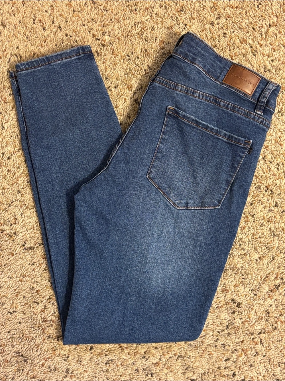 Women’s TAHARI ~Kelly Classic Skinny Denim Jeans - Classic  Fit Size 8/29